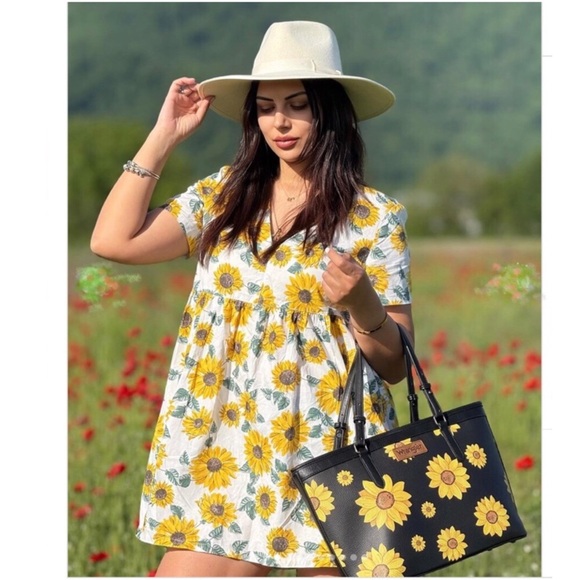H&M Dresses & Skirts - H&M Divided Sunflower 🌻 Print Sundress Yellow Floral Mini Dress